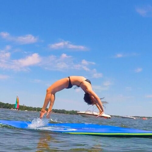 Tweedekans Coast zwevend tapijt zwemmat Water Lounger 270 x 180 x 3,5 cm geel/blauwblauw